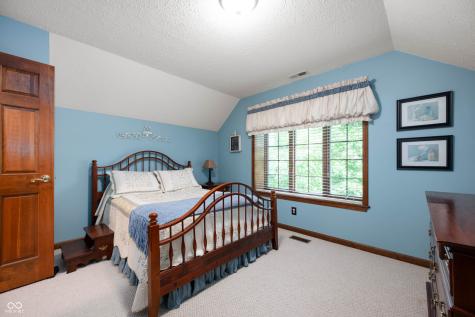 6575 Robin Hood Drive Indianapolis IN 46227