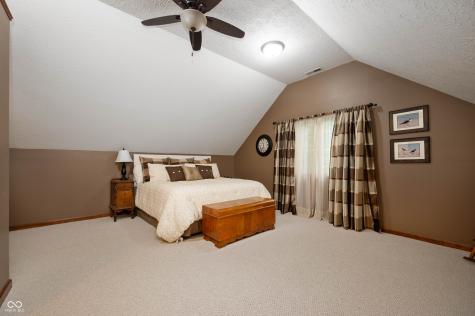 6575 Robin Hood Drive Indianapolis IN 46227