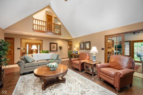 6575 Robin Hood Drive Indianapolis IN 46227