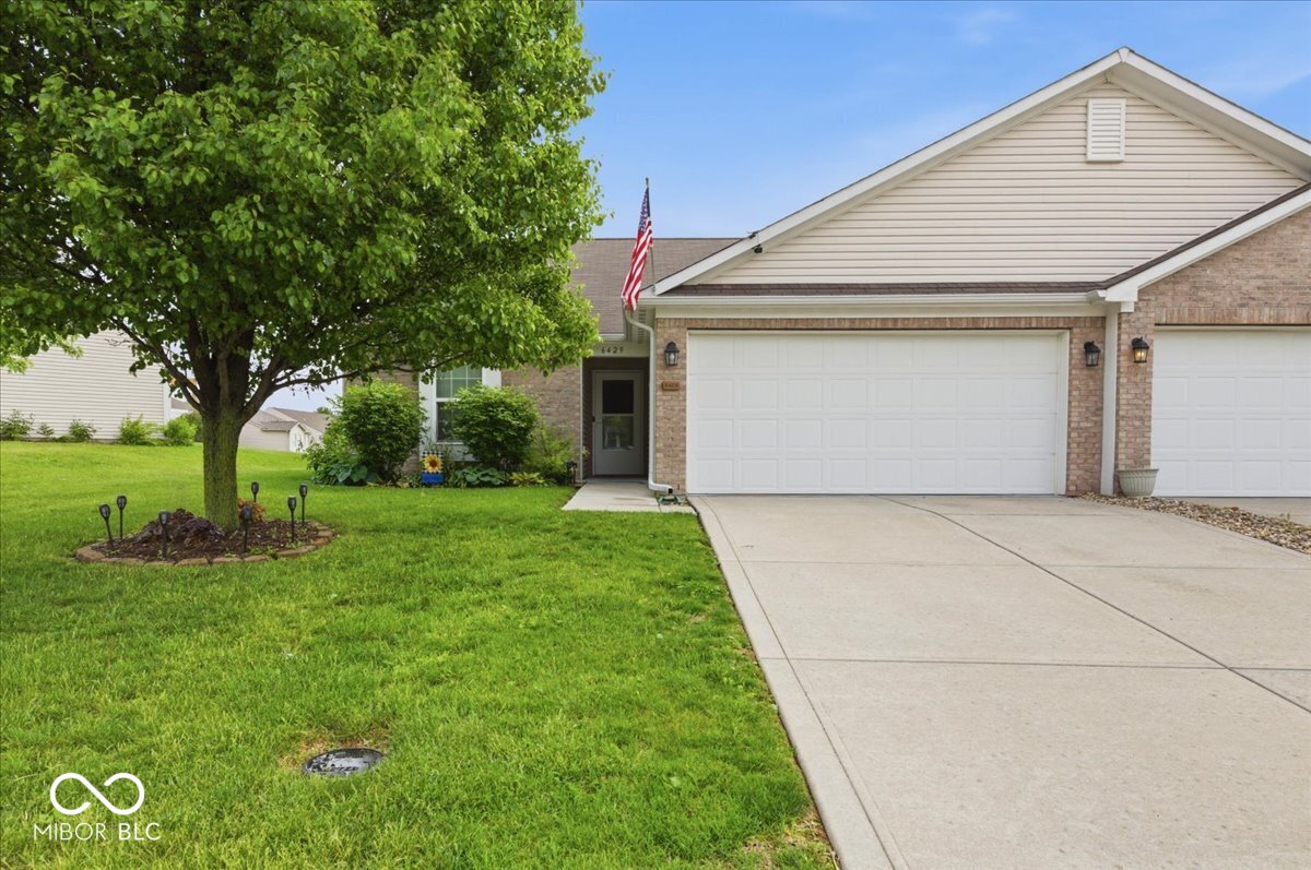 6429 Emerald Springs Drive Indianapolis IN 46221