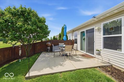 6429 Emerald Springs Drive Indianapolis IN 46221