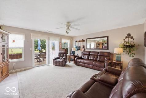 6429 Emerald Springs Drive Indianapolis IN 46221