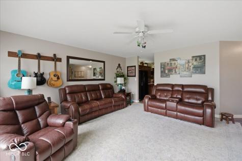 6429 Emerald Springs Drive Indianapolis IN 46221