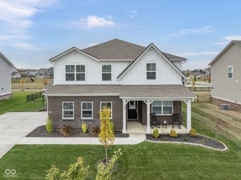19488 Beruna Way Westfield IN 46074