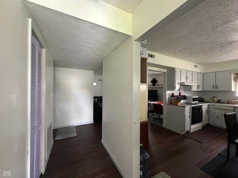 7727 Alapaka Court Indianapolis IN 46217
