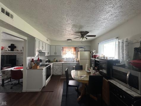 7727 Alapaka Court Indianapolis IN 46217