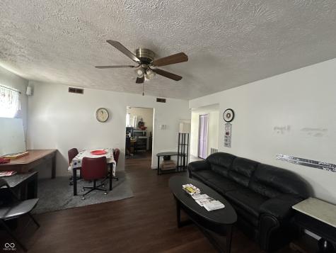 7727 Alapaka Court Indianapolis IN 46217