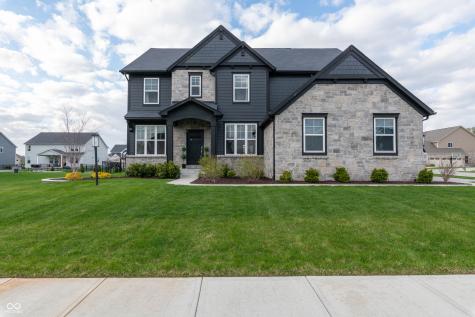 2280 Meadow Creek Avon IN 46123