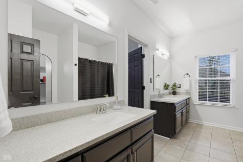 1035 Heatherwood Drive Greenwood IN 46143