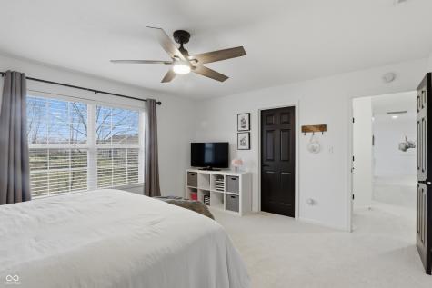 1035 Heatherwood Drive Greenwood IN 46143