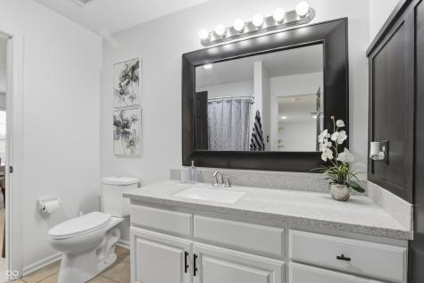 1035 Heatherwood Drive Greenwood IN 46143