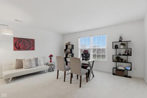 1035 Heatherwood Drive Greenwood IN 46143