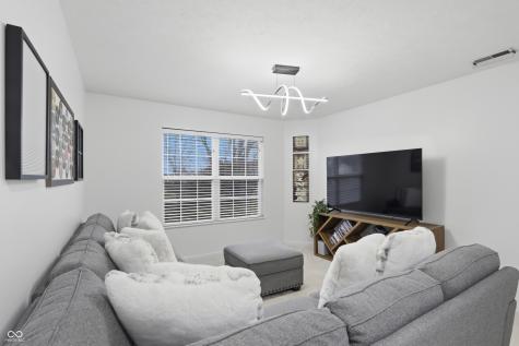 1035 Heatherwood Drive Greenwood IN 46143