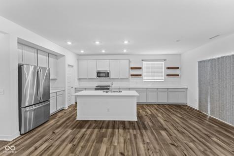 1046 Elmwood Lane Greenwood IN 46143