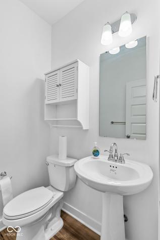 1046 Elmwood Lane Greenwood IN 46143