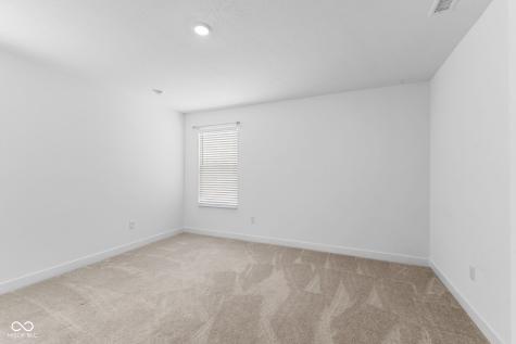 1046 Elmwood Lane Greenwood IN 46143