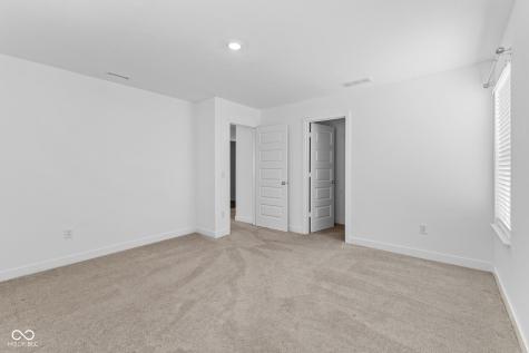 1046 Elmwood Lane Greenwood IN 46143