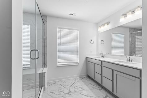 1046 Elmwood Lane Greenwood IN 46143