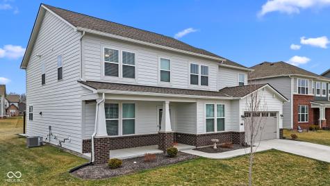 1046 Elmwood Lane Greenwood IN 46143