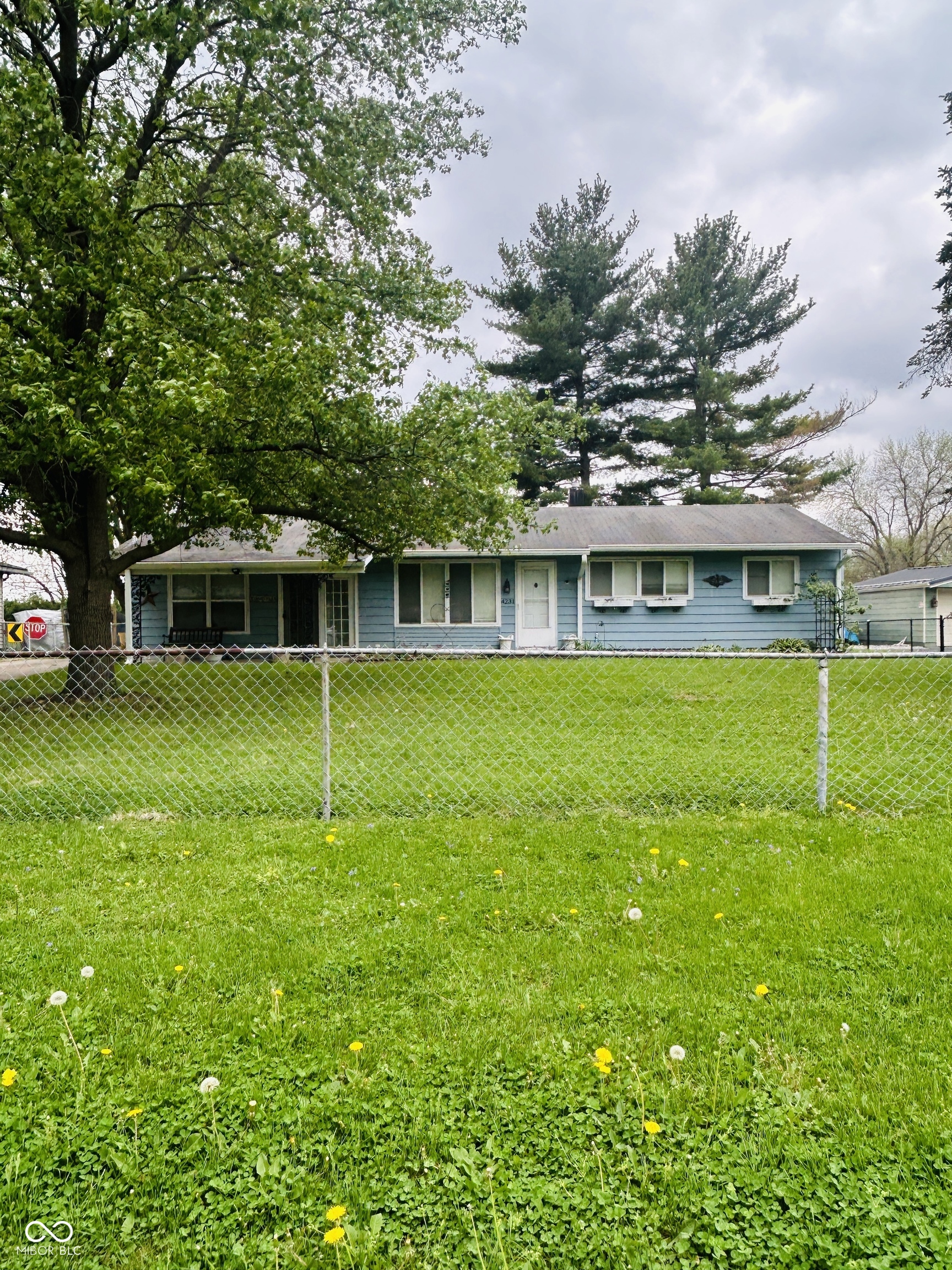 4231 Standish Drive Indianapolis IN 46221