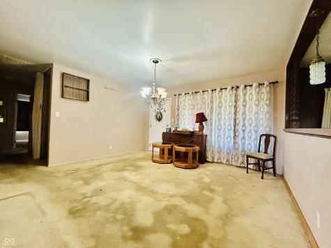 4231 Standish Drive Indianapolis IN 46221