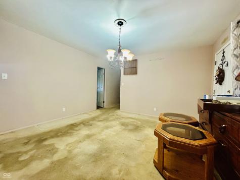 4231 Standish Drive Indianapolis IN 46221