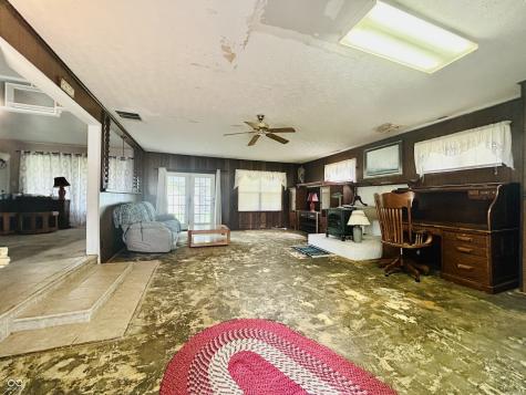 4231 Standish Drive Indianapolis IN 46221