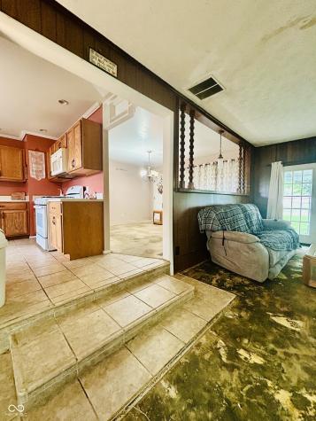 4231 Standish Drive Indianapolis IN 46221