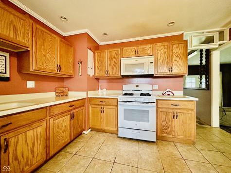4231 Standish Drive Indianapolis IN 46221