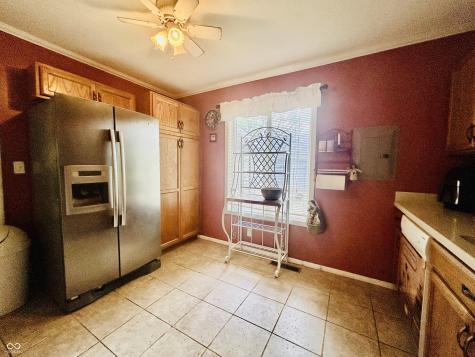 4231 Standish Drive Indianapolis IN 46221