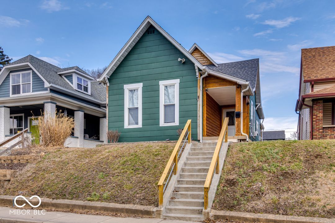 922 Iowa Street Indianapolis IN 46203