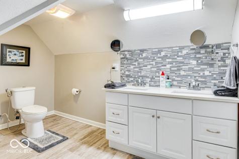 922 Iowa Street Indianapolis IN 46203