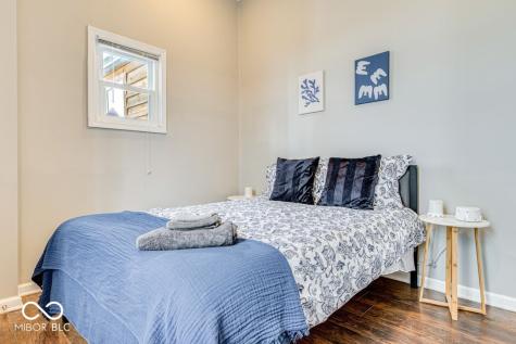 922 Iowa Street Indianapolis IN 46203