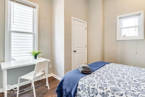 922 Iowa Street Indianapolis IN 46203