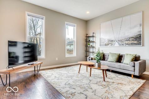 922 Iowa Street Indianapolis IN 46203