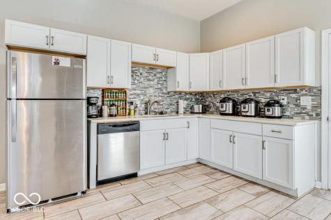 922 Iowa Street Indianapolis IN 46203