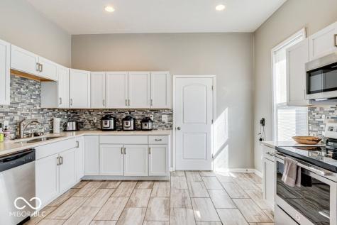 922 Iowa Street Indianapolis IN 46203