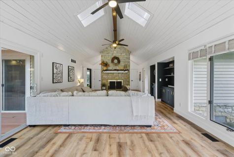 13233 Hazelwood Drive Carmel IN 46033