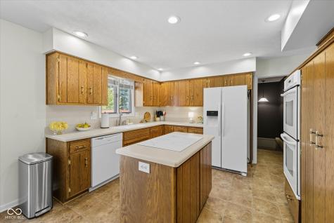 13233 Hazelwood Drive Carmel IN 46033