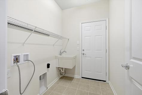 12766 Winery Way Fishers IN 46037