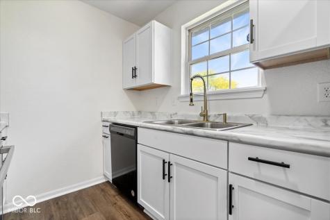 10210 Lone Wolf Drive Indianapolis IN 46235