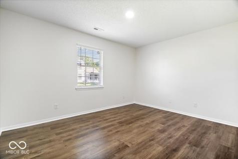 10210 Lone Wolf Drive Indianapolis IN 46235
