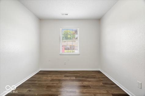 10210 Lone Wolf Drive Indianapolis IN 46235