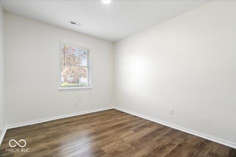 10210 Lone Wolf Drive Indianapolis IN 46235