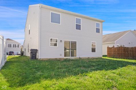 10841 Woods Drive Ingalls IN 46048