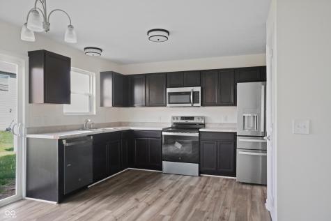 10841 Woods Drive Ingalls IN 46048