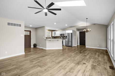 4565 W Carr Hill Road Columbus IN 47201