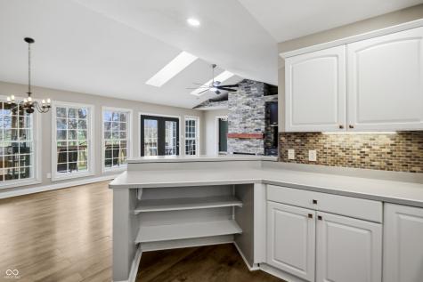 4565 W Carr Hill Road Columbus IN 47201