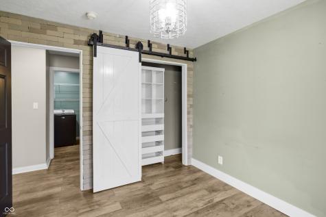 4565 W Carr Hill Road Columbus IN 47201