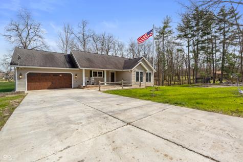 4565 W Carr Hill Road Columbus IN 47201
